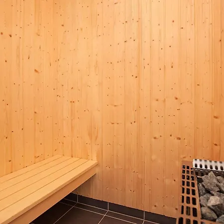 Modern With Sauna Near Beaches *