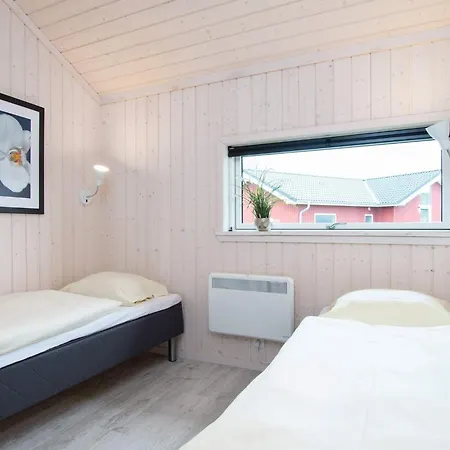Modern With Sauna Near Beaches