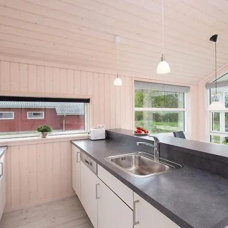Modern With Sauna Near Beaches בית נופש *